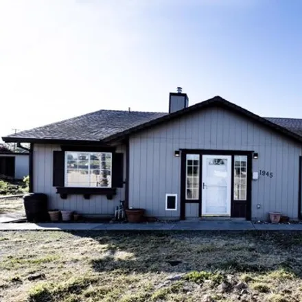 Buy this 3 bed house on 1945 Arrowhead Street in Copper Cove Subdivision, Calaveras County