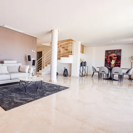 Buy this 2 bed apartment on 29660 Marbella