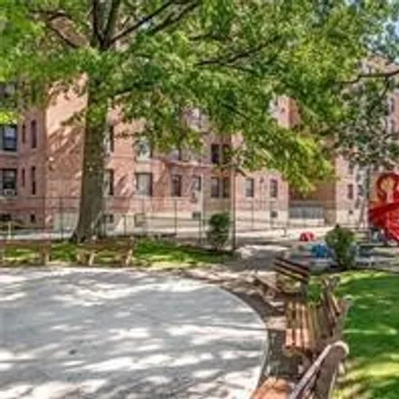 Image 3 - 2455 Haring Street, New York, NY 11235, USA - Condo for sale