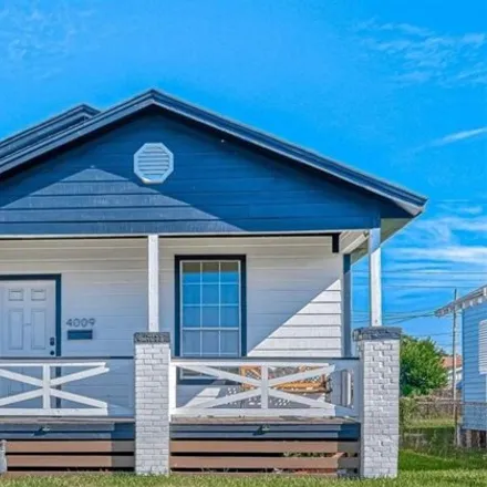 Buy this 2 bed house on 4033 Avenue L in Galveston, TX 77550