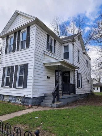 Rent this 3 bed house on 511 Parrot St in Dayton, OH 45410