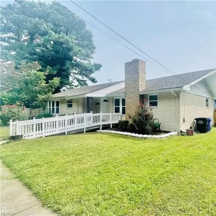Buy this 4 bed house on 47 Manteo Street in Portsmouth, VA 23701