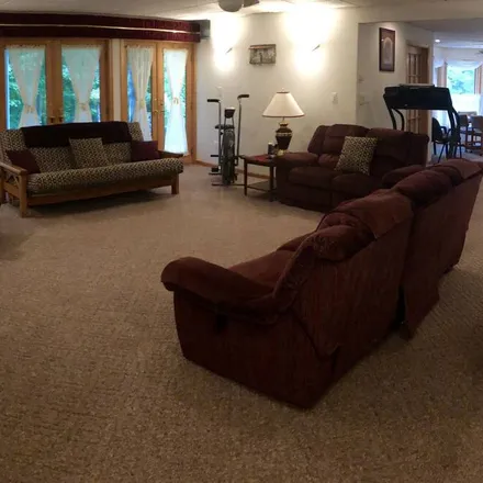 Image 2 - Iron Mountain, MI - House for rent