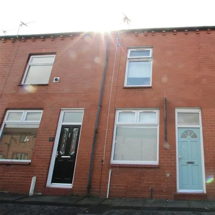 Rent this 2 bed townhouse on Back St Thomas Street East in Bolton, BL1 3PR