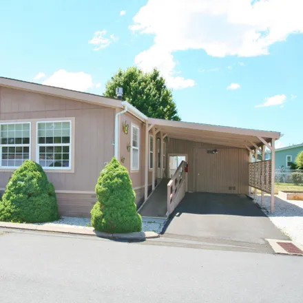 Buy this 3 bed house on 4200 Summers Lane in Klamath Falls, OR 97603