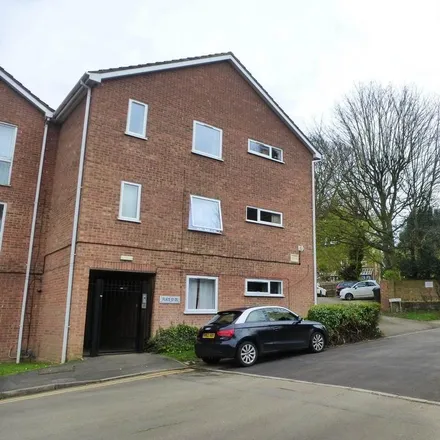 Rent this 2 bed apartment on 1-16 Epping Close in Reading, RG1 7YD