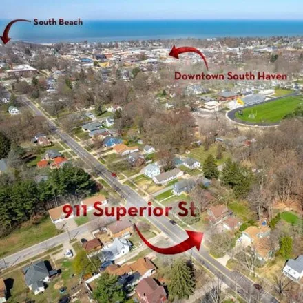 Image 4 - 929 Superior Street, South Haven, MI 49090, USA - House for sale