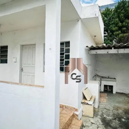 Rent this 2 bed house on FIG-Unimesp Campus Vila Rosália in Avenida São Luís 315, Vila Galvão