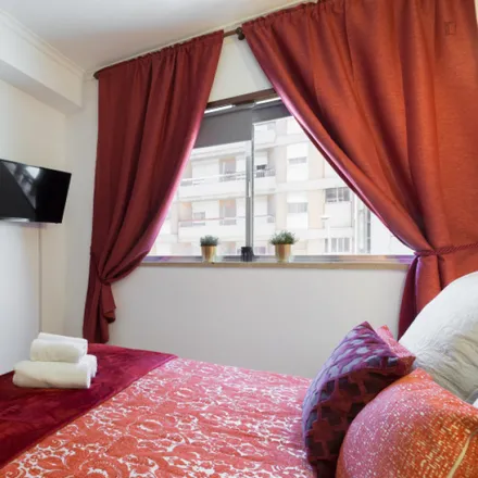 Rent this 1 bed apartment on João Regras in Rua do Doutor Alfredo de Magalhães, 4000-145 Porto