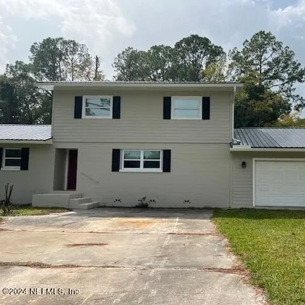 Rent this 2 bed apartment on 3514 Southeast 144th Street in Bradford County, FL 32091