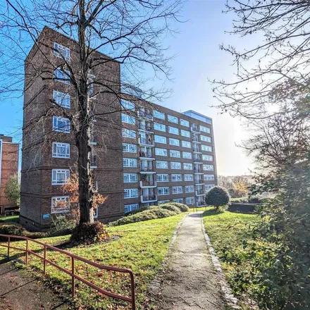 Rent this 2 bed apartment on Ambleside in Albert Drive, London