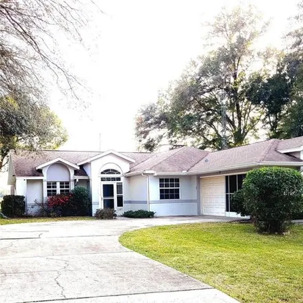 Buy this 4 bed house on 10099 North Lindon Drive in Citrus Springs, FL 34434