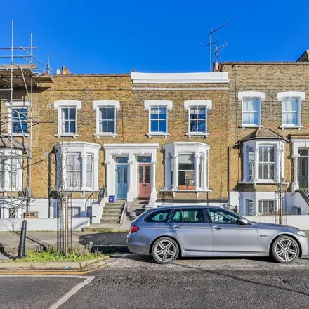 Rent this 2 bed apartment on 1 Mountgrove Road in London, N5 2LX