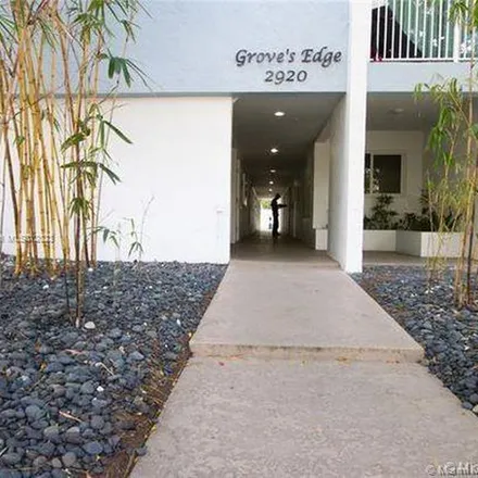 Image 3 - 2920 Southwest 28th Terrace, South Bay Estates, Miami, FL 33133, USA - Apartment for rent