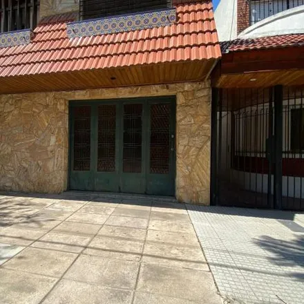 Buy this 7 bed house on General Arenales 2204 in Partido de Avellaneda, 1869 Piñeyro