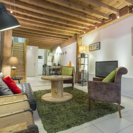 Rent this 2 bed apartment on Lyon in Bellecour, FR