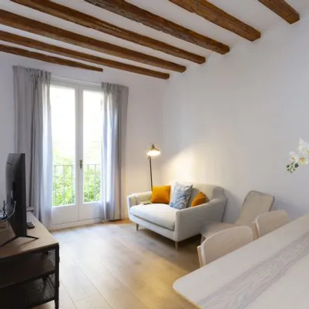 Rent this 4 bed apartment on Placeta de Lluís Ulloa i Cisneros in 08001 Barcelona, Spain