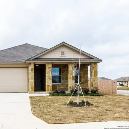 Rent this 4 bed house on Great Oaks Drive in New Braunfels, TX