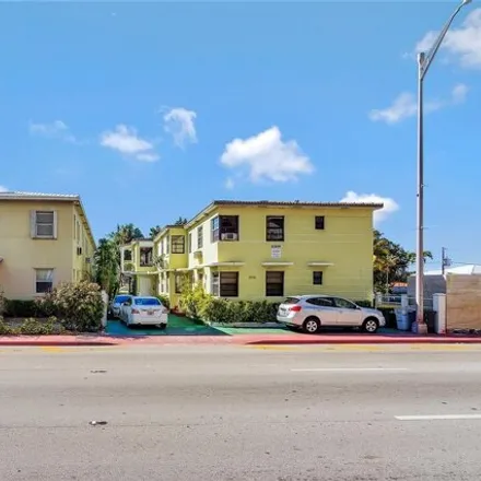Buy this 2studio house on 8918 Collins Avenue in Surfside, FL 33154