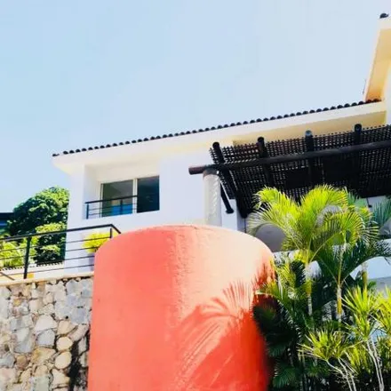 Buy this 4 bed house on Privada Carabela in Brisas del Marqués, 39300 Acapulco