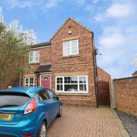 Buy this 3 bed house on Dean Road in Scunthorpe, DN17 1HG