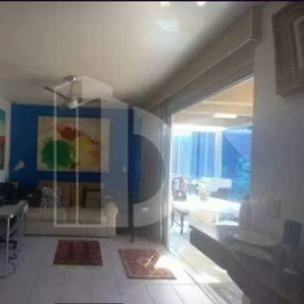 Buy this 3 bed apartment on Rua Capitão Salomão 47 in Botafogo, Rio de Janeiro - RJ