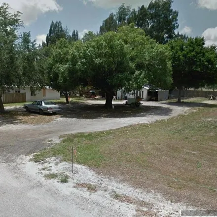 Buy this 3 bed duplex on 2009 56th Avenue in Indian River County, FL 32966