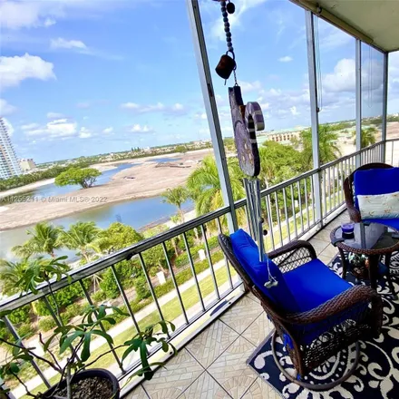 Buy this 2 bed condo on 709 Diplomat Parkway in Hollywood, FL 33009