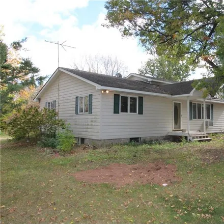 Buy this 4 bed house on 41849 Keystone Avenue in North Branch, MN 55032