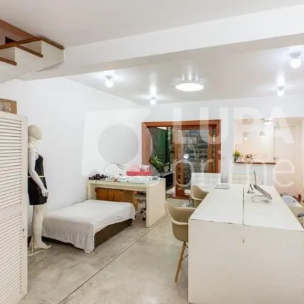 Buy this 3 bed house on Rua Moacir Piza 73 in Cerqueira César, São Paulo - SP