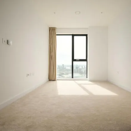 Image 2 - Riverstone Heights, Maltings Close, Bromley-by-Bow, London, E3 3TE, United Kingdom - Room for rent