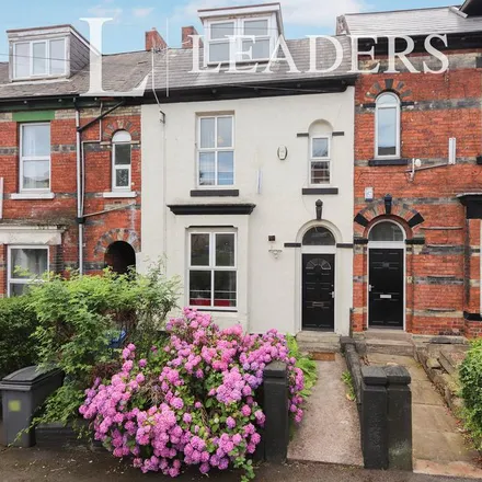 Rent this 7 bed townhouse on 13 Holberry Close in Sheffield, S10 2FQ