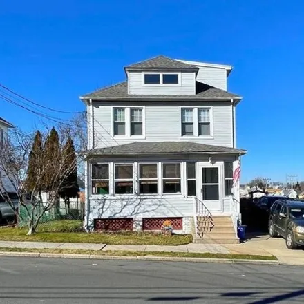Rent this 2 bed apartment on 518 Catherine Street in South Amboy, NJ 08879