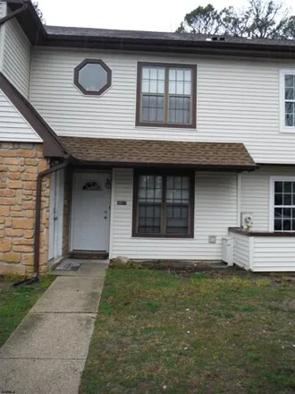 Buy this 2 bed condo on 2809 Hawthorn Court in Hamilton Township, NJ 08330