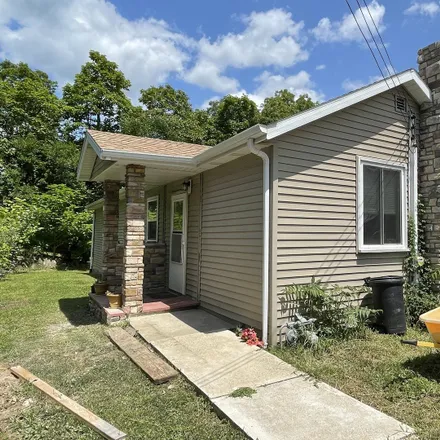 Buy this 2 bed house on 556 Chicago Street in Marseilles, LaSalle County