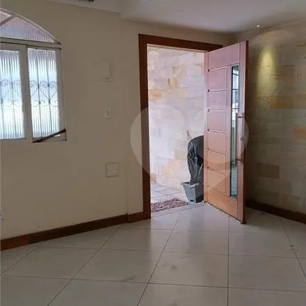 Buy this 3 bed house on Centro Comunitário Santos Dumont in Rua Gil Bernardes da Silveira 1, Santos Dumont