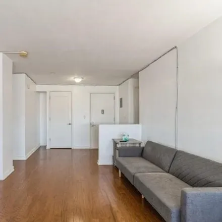 Image 7 - Lennox, 500 Central Avenue, Union City, NJ 07087, USA - Apartment for rent