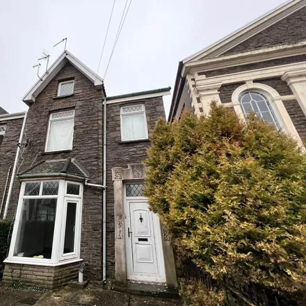 Rent this 1 bed house on London Road in Neath, SA11 1HN