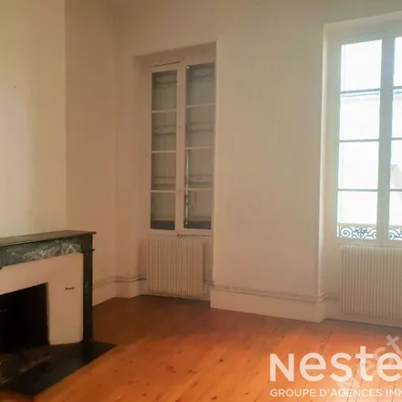 Rent this 3 bed apartment on 2 Rue des Héros de la Résistance in 47000 Agen, France