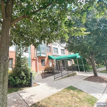 Image 3 - Kingdom Hall of Jehovah's Witnesses, Willow Street, Teaneck Township, NJ 07666, USA - Condo for sale
