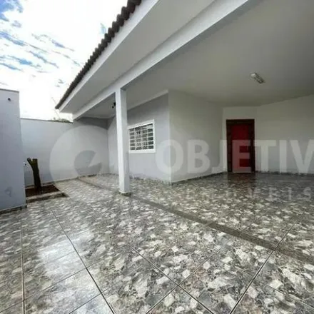Buy this 4 bed house on Avenida Alípio Abraão in Granada, Uberlândia - MG