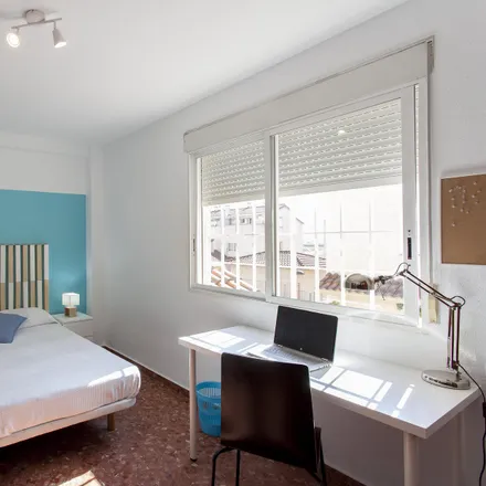 Rent this 5 bed room on Calle del Cardenal Enrique Tarancón in 46100 Burjassot, Spain