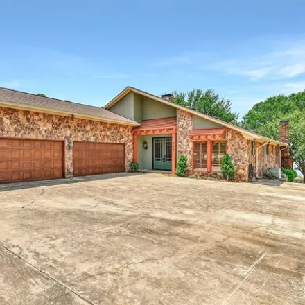 Buy this 4 bed house on 972 Kiowa Drive East in Cooke County, TX 76240