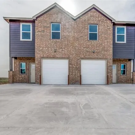 Rent this 3 bed house on unnamed road in Parker County, TX 76485