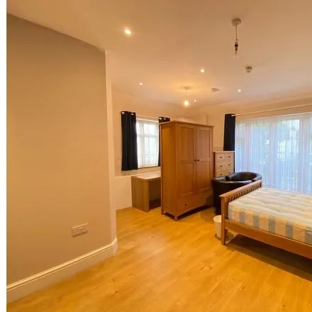 Rent this studio room on Park Avenue in Dudden Hill, London