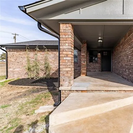 Image 6 - Veterans Memorial Drive, Bristow, OK, USA - House for sale