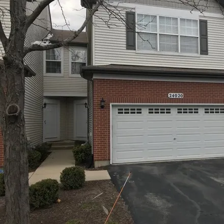 Rent this 3 bed house on 24046 Walnut Circle in Plainfield, IL 60585