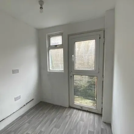 Image 7 - Part Street, Bournville, NP13 3EE, United Kingdom - Townhouse for rent