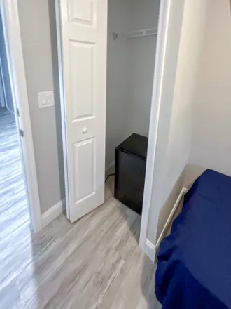 Rent this 1 bed room on Orlando