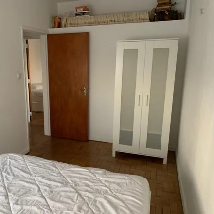 Rent this 2 bed room on Rua Vila de Bissorá LT 380 in 1800-119 Lisbon, Portugal